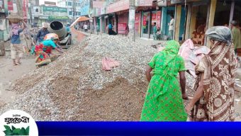 বিশ্বনাথ-জগন্নাথপুর সড়কে ঢালাইয়ে ব্যবহার হচ্ছে মাটি মিশ্রিত পাথর