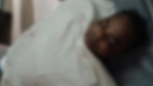 জুমার নামাজের সময় মসজিদের ভেতরে ছুরিকাঘাত, মুসল্লি নিহত