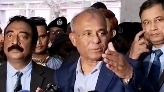 নির্বাচনের কাজে জড়িতরা ভালো অফিসার, আওয়ামী লীগের দোসর নেই : স্বরাষ্ট্র উপদেষ্টা