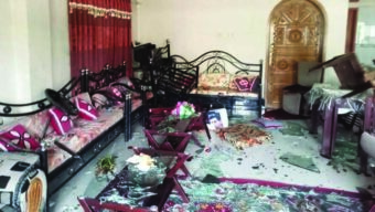জমি সংক্রান্ত বিরোধের জেরে বোনের বাসায় ভাইদের হামলা-ভাঙচুরের অভিযোগ