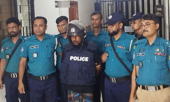 সিলেটে ট্রিপল মার্ডার: সেই বাবুল মিয়া ৪ দিনের রিমান্ডে