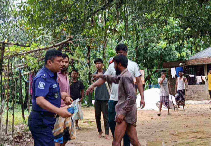 জৈন্তাপুরে দুই মেম্বারের সমর্থকদের সংঘর্ষ, ওসিসহ আহত ২৫
